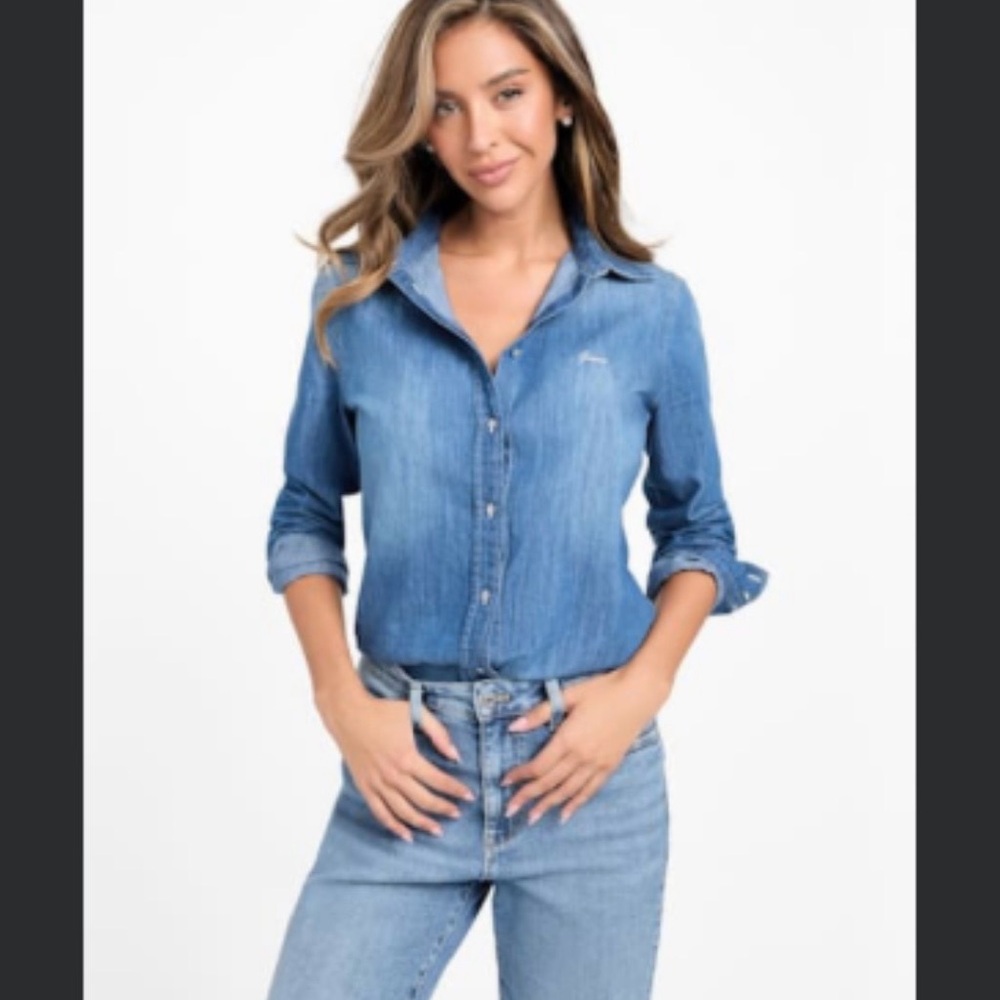 Guess 100% Women's Classic Button Down Denim Shirt Size S